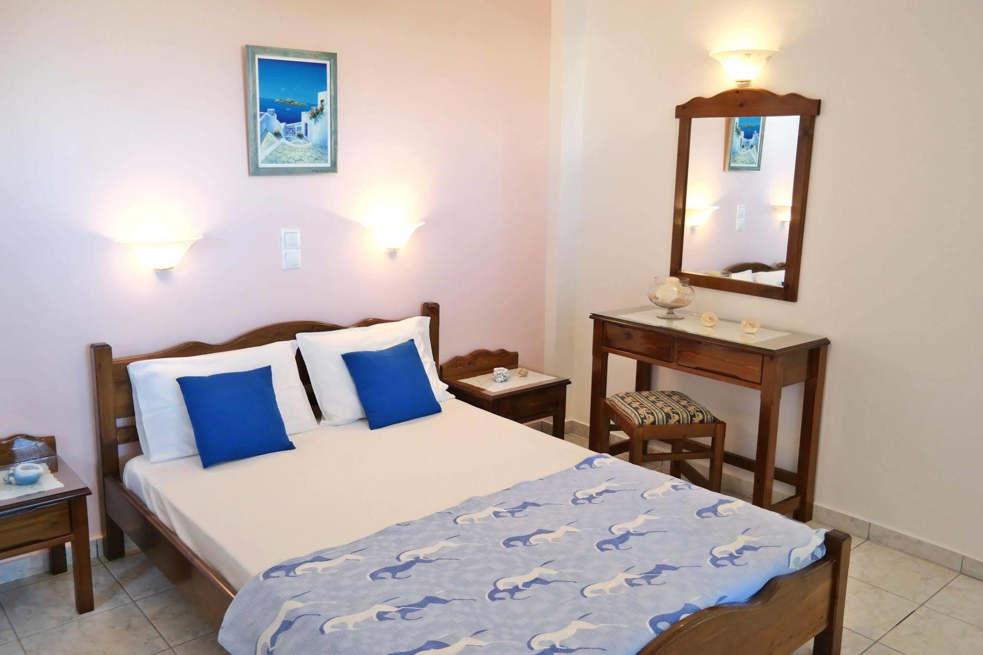 Mina'S Studios In Naxos Island Айос-Прокопіос Екстер'єр фото